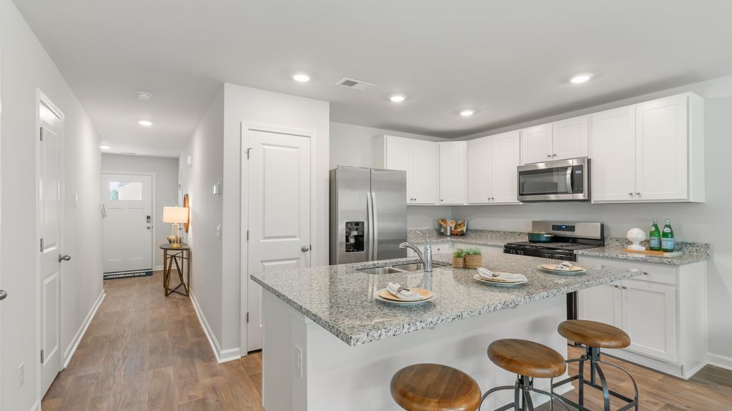 Photo of 631 Pleasant Grove Way, Summerville, SC 29486 (MLS # 26002324)