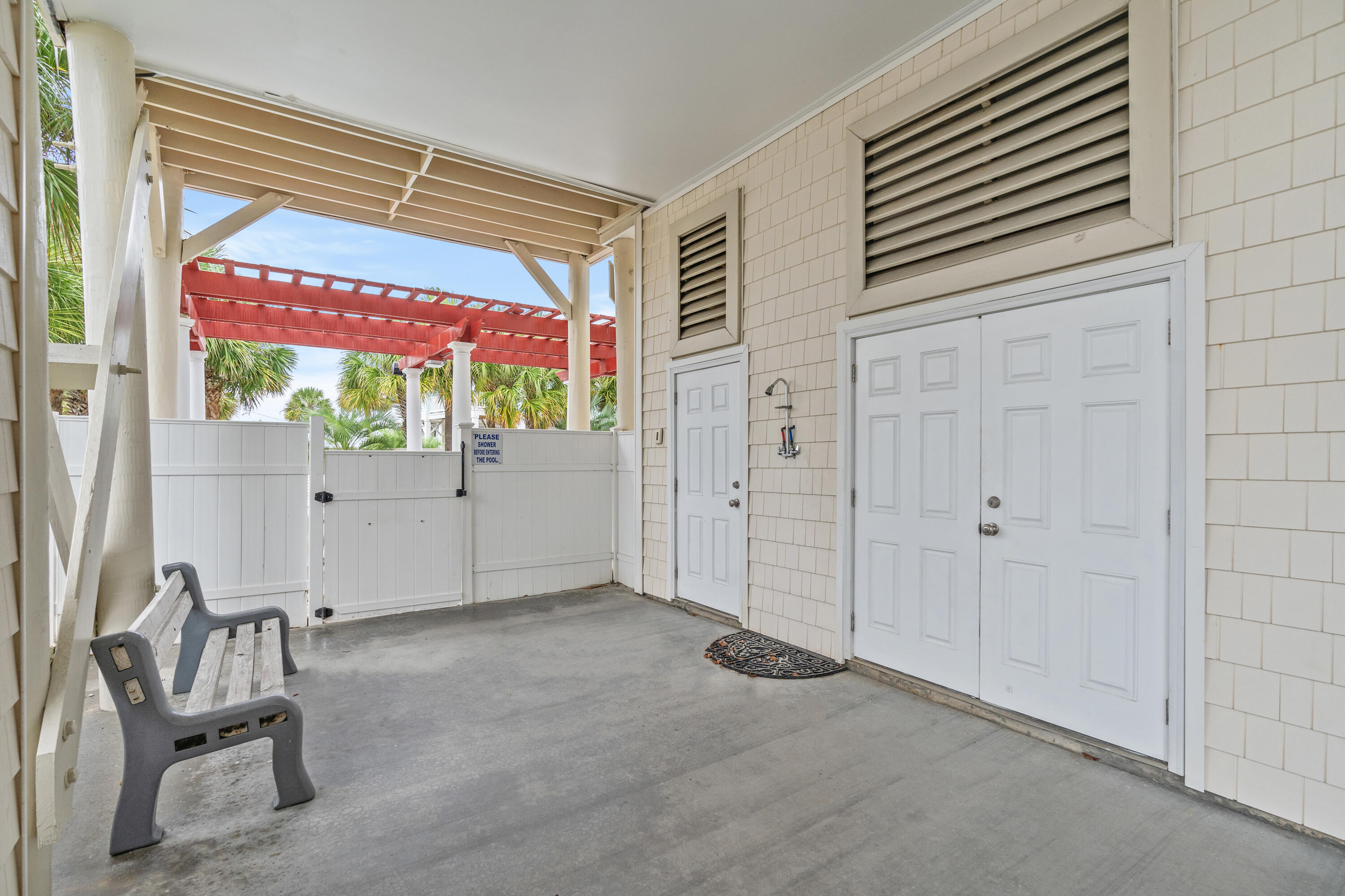 601 N Waccamaw Drive B