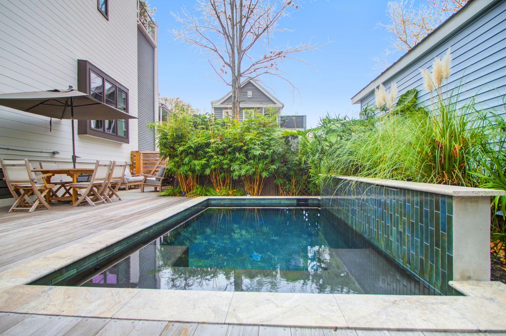 Photo of 7 Carrere Court, Charleston, SC 29403 (MLS # 25031850)