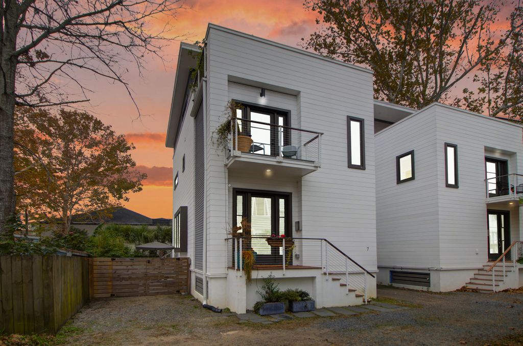 Photo of 7 Carrere Court, Charleston, SC 29403 (MLS # 25031850)