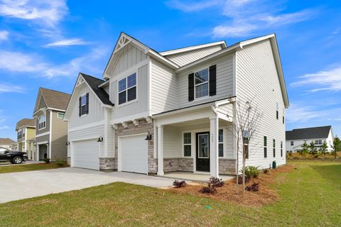 Photo of 178 Grange Circle, Summerville, SC 29486 (MLS # 25017486) Photo of 178 Grange Circle, Summerville, SC 29486 (MLS # 25017486)