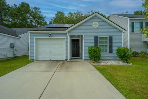 Photo of 170 Keaton Brook Drive, Summerville, SC 29485 (MLS # 25027795)