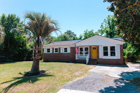 Photo of 1519 Westway Drive, Charleston, SC 29412 (MLS # 26014752)