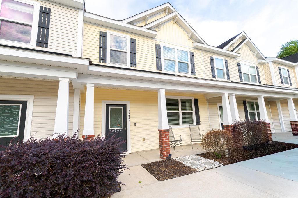 Photo of 9227 Southern Oak Lane, Ladson, SC 29456 (MLS # 26007468)