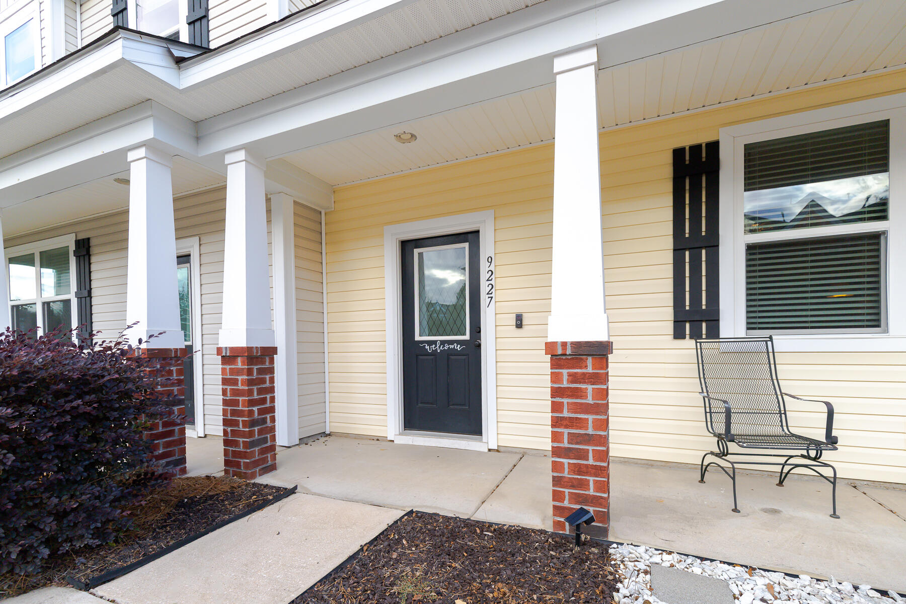 9227 Southern Oak Lane