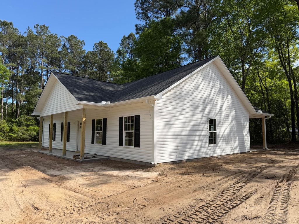 Photo of 108 Nyler Court, Moncks Corner, SC 29461 (MLS # 26010139)