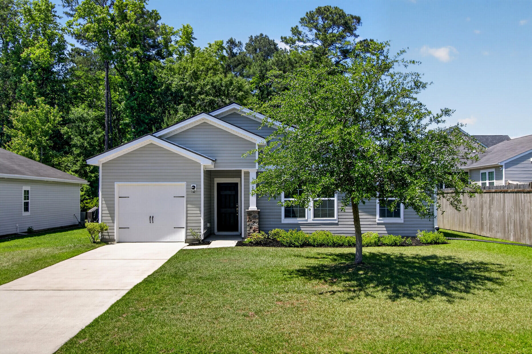 3802 Sourwood Court
