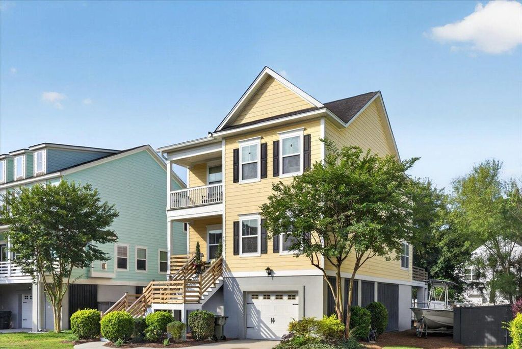 Photo of 467 Sanders Farm Lane, Charleston, SC 29492 (MLS # 26013977)