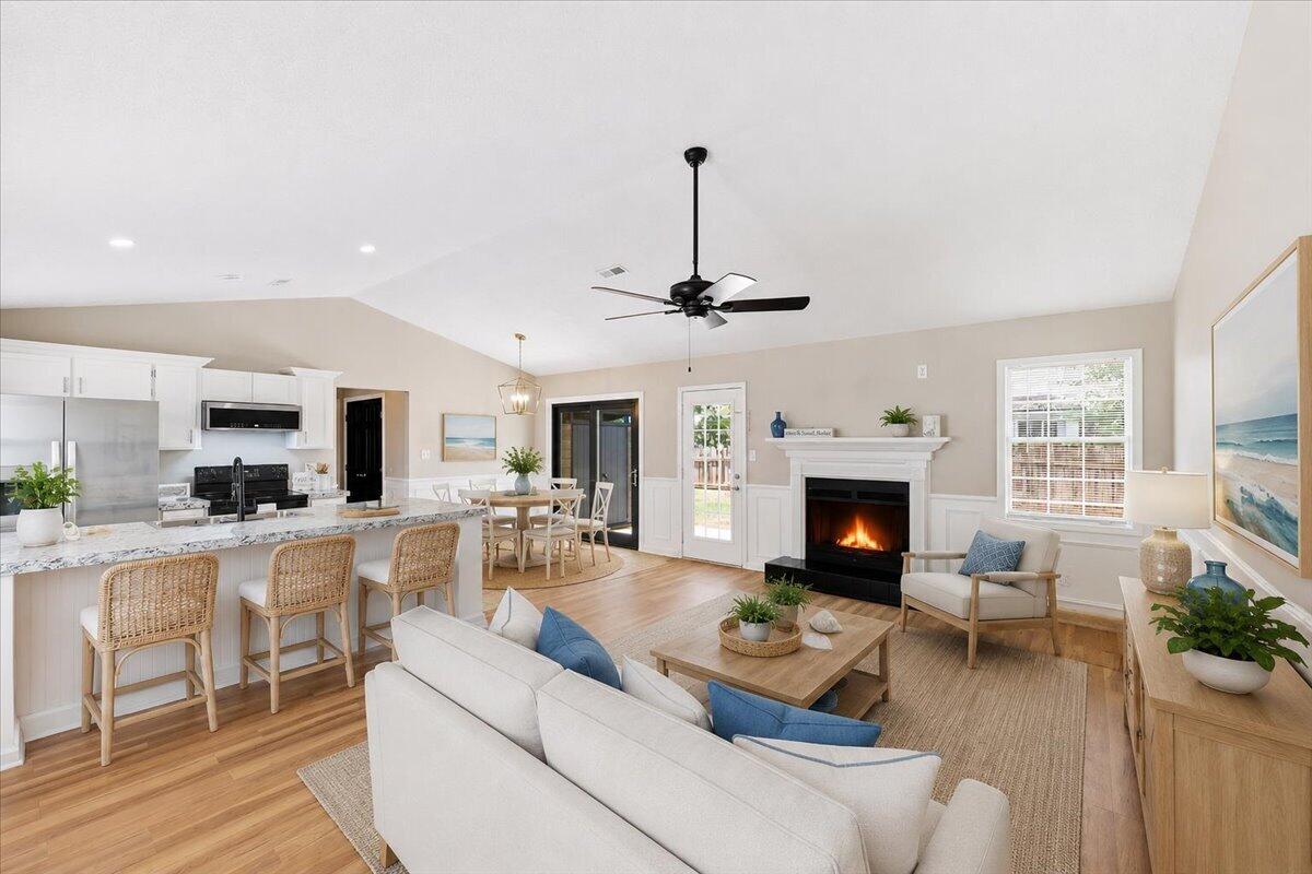 405 Amberjack Way