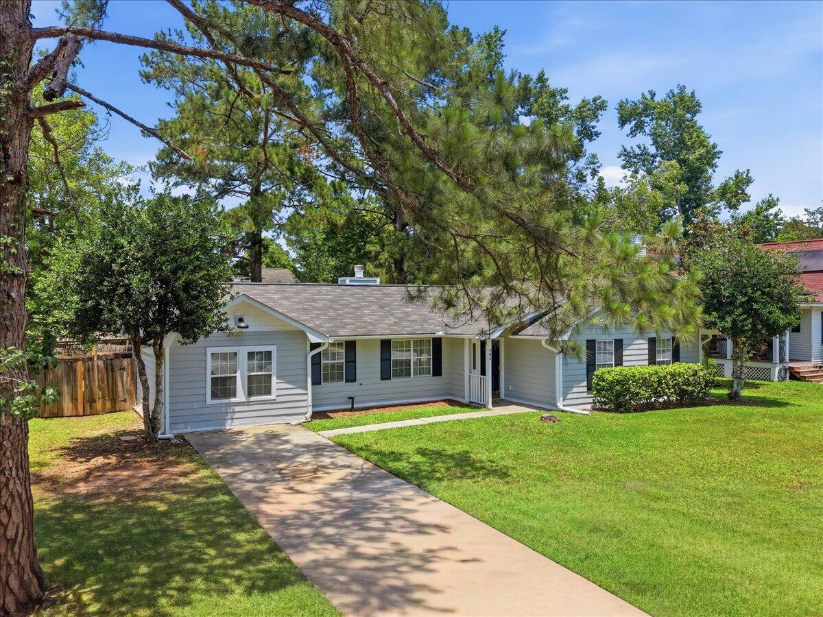 405 Amberjack Way