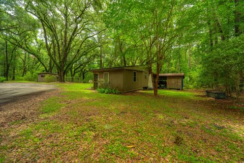 A home in Edisto Island