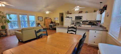 A home in Edisto Island