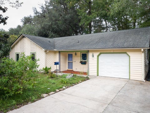 Photo of 1991 Vestry Drive, Charleston, SC 29414 (MLS # 26028497)