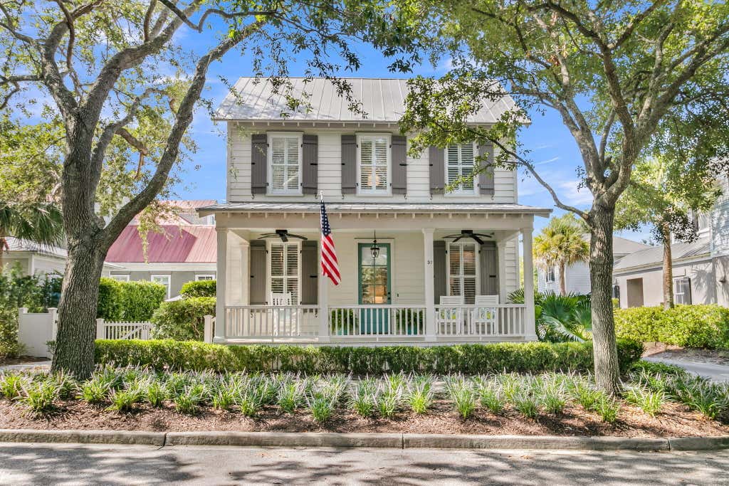 Photo of 31 Mises Street, Mount Pleasant, SC 29464 (MLS # 26023759)
