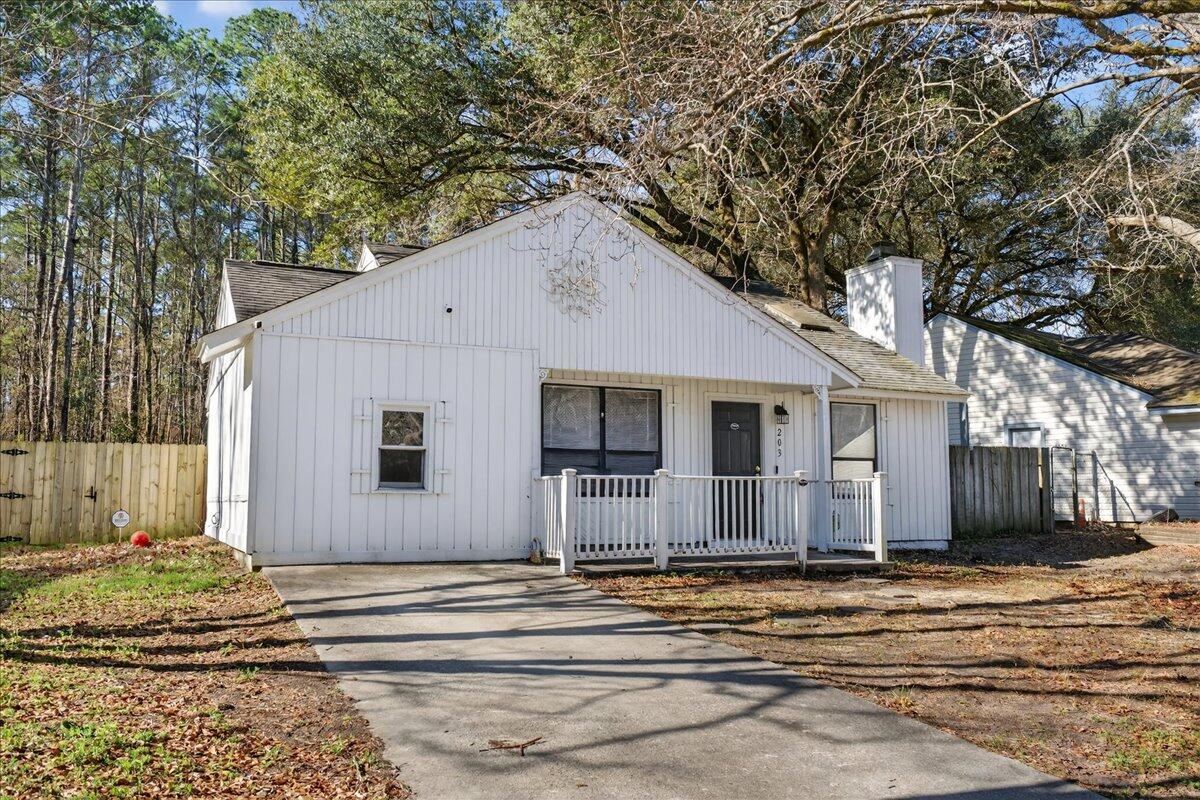 203 Tabby Creek Circle