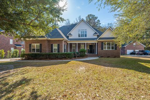 Photo of 329 Ayers Circle, Summerville, SC 29485 (MLS # 26000236)