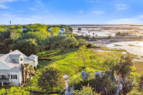 2298 Raven Drive Sullivans Island SC 29482
