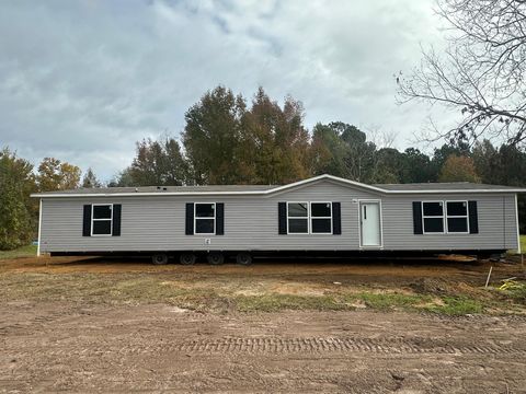 A home in Pineville