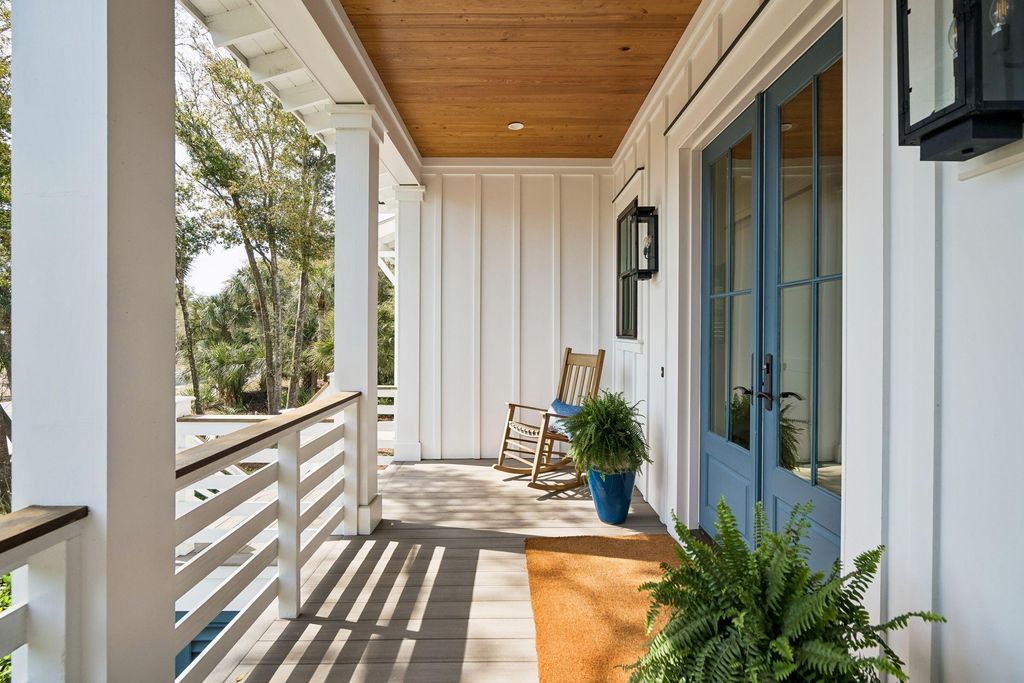 Photo of 6823 Back Bay Drive, Isle of Palms, SC 29451 (MLS # 26006413)