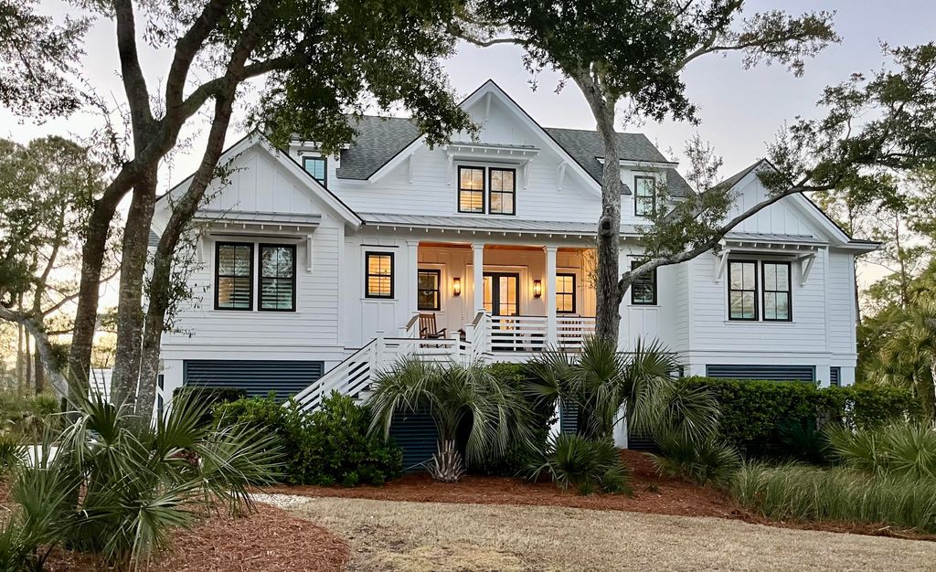Photo of 6823 Back Bay Drive, Isle of Palms, SC 29451 (MLS # 26006413)