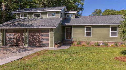 1049 Bradford Avenue, Charleston, SC 29412 - MLS#: 25010855