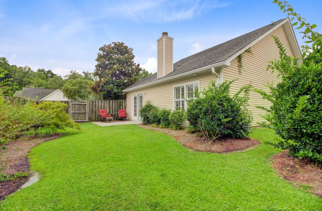 Photo of 128 Garden Grove Drive, Summerville, SC 29485 (MLS # 25030468)