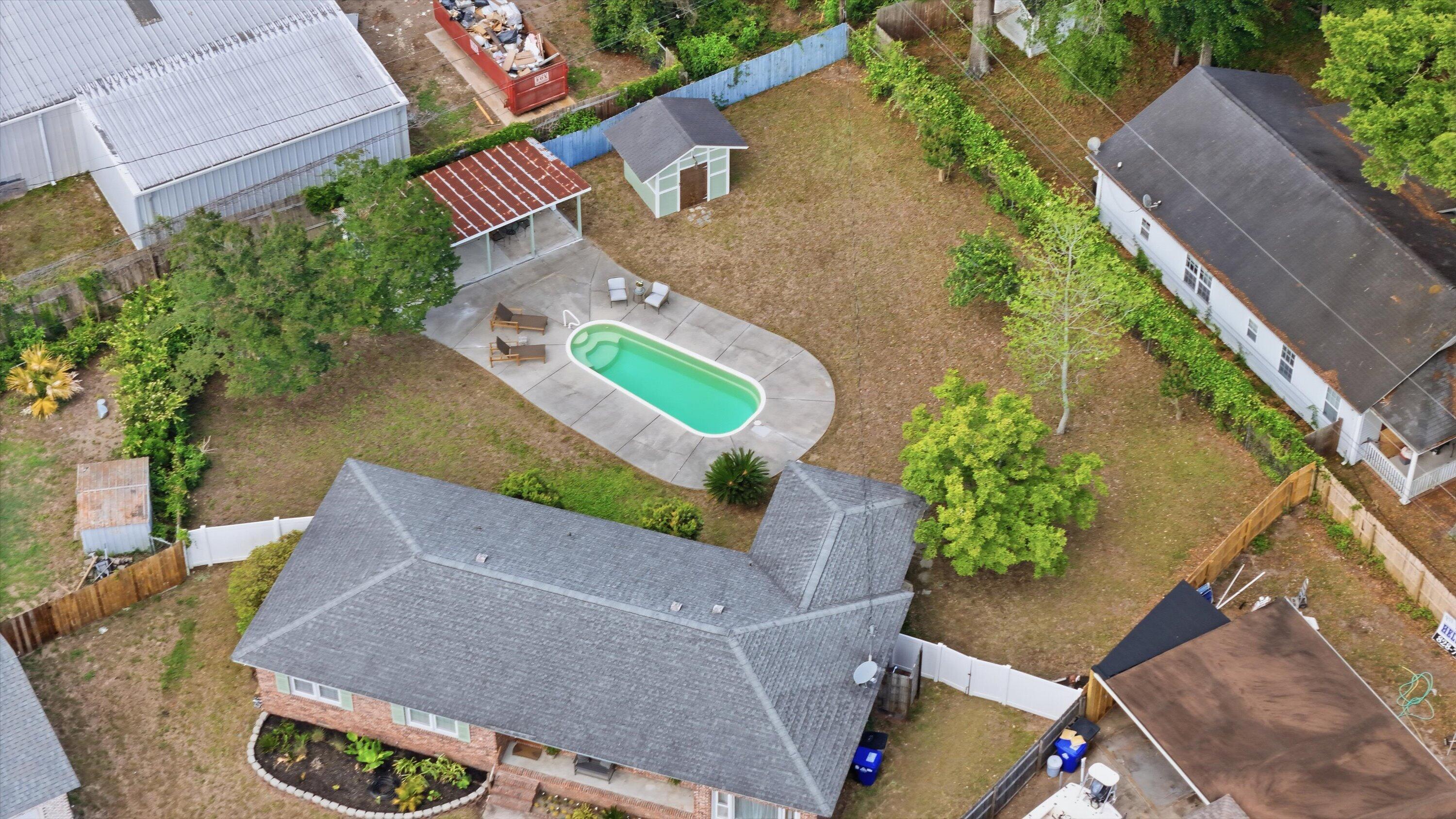 1246 Honeysuckle Lane
