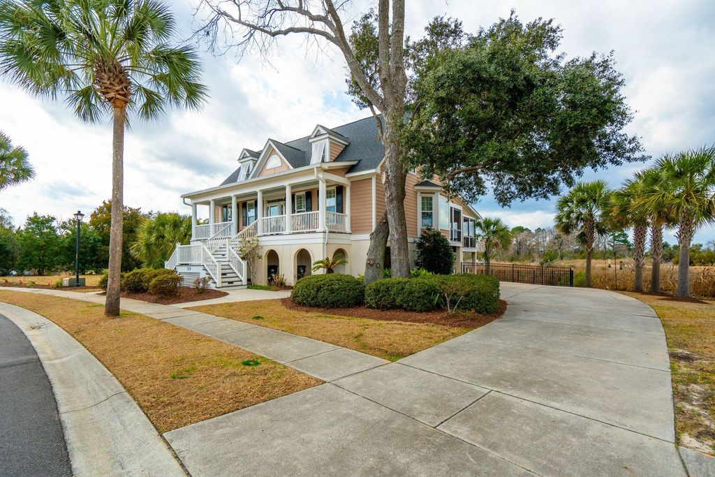 Photo of 529 Two Mile Run, Johns Island, SC 29455 (MLS # 26004097)