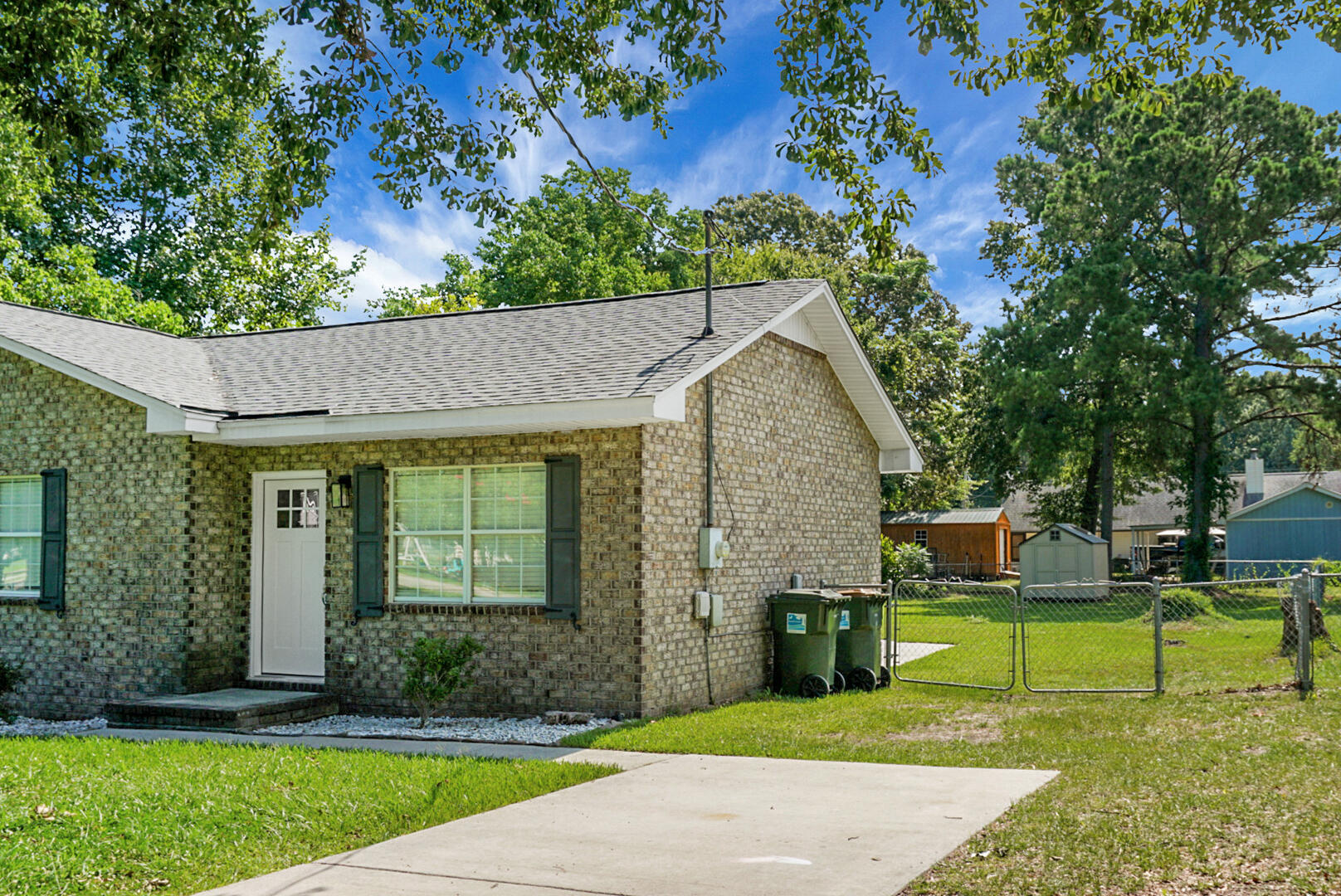 112 Gardenia Drive
