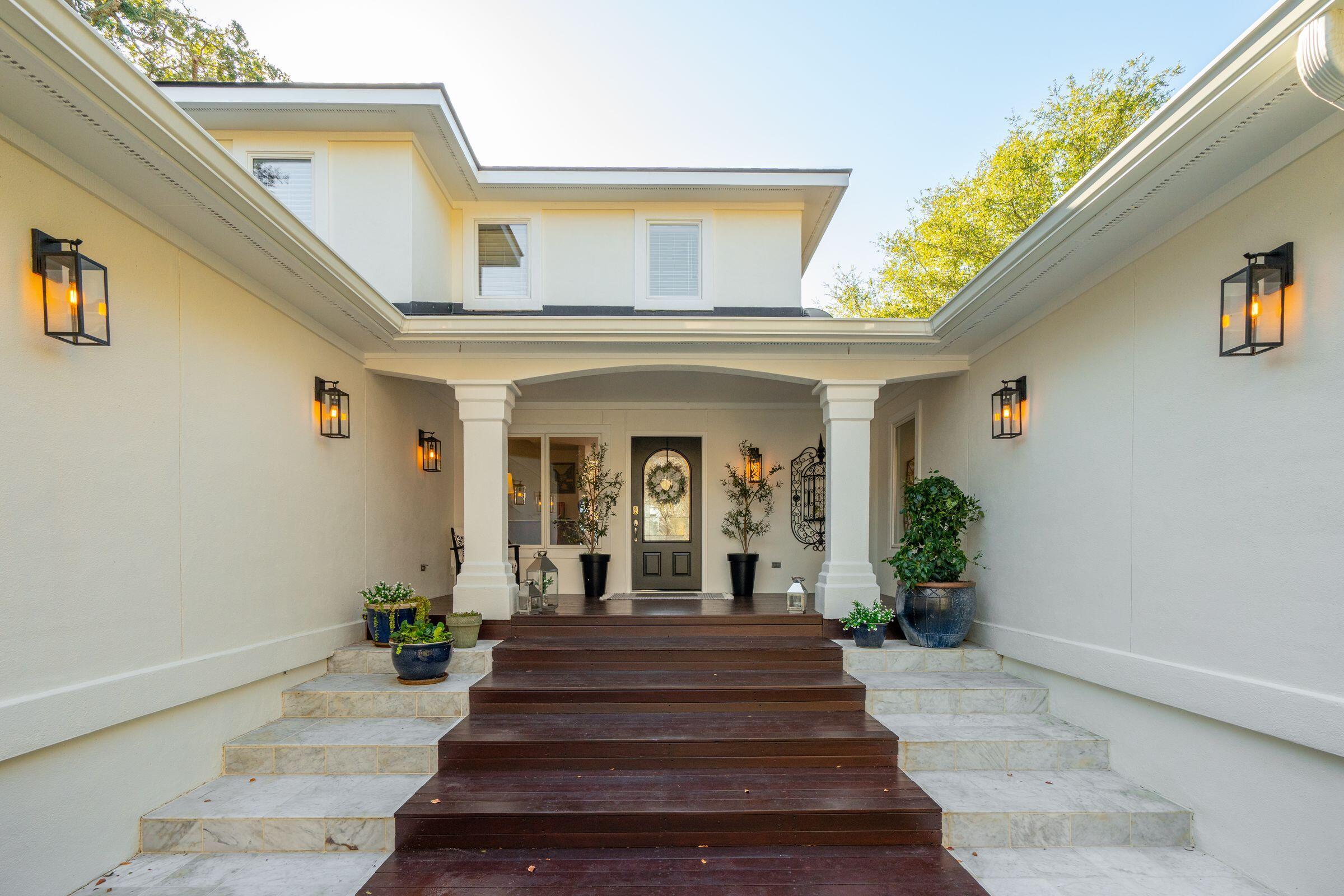 9 Fairway Village Lane