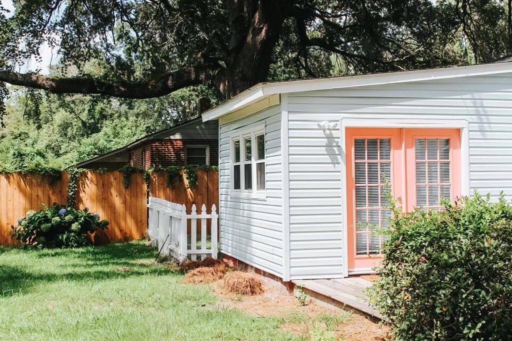 Photo of 156 Williams Street, Beaufort, SC 29902 (MLS # 26012578)