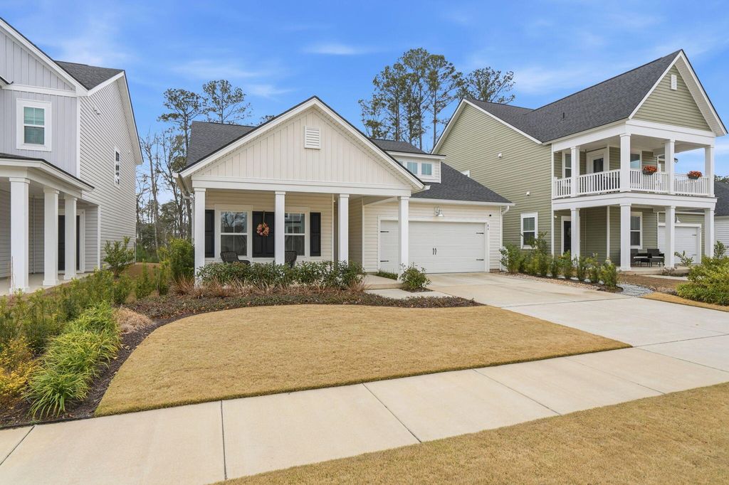 Photo of 84 Red Bluff Street, Summerville, SC 29483 (MLS # 26005832)