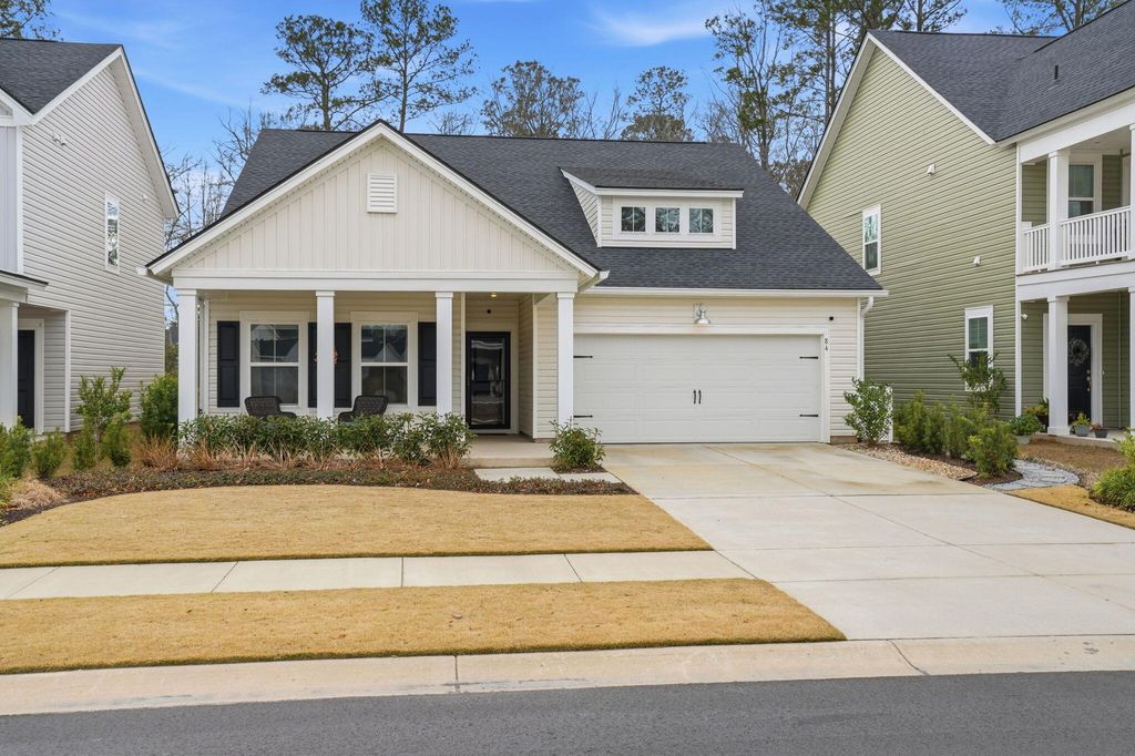 Photo of 84 Red Bluff Street, Summerville, SC 29483 (MLS # 26005832)