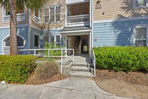 Photo of 200 Bucksley Lane #105, Charleston, SC 29492 (MLS # 26012345)