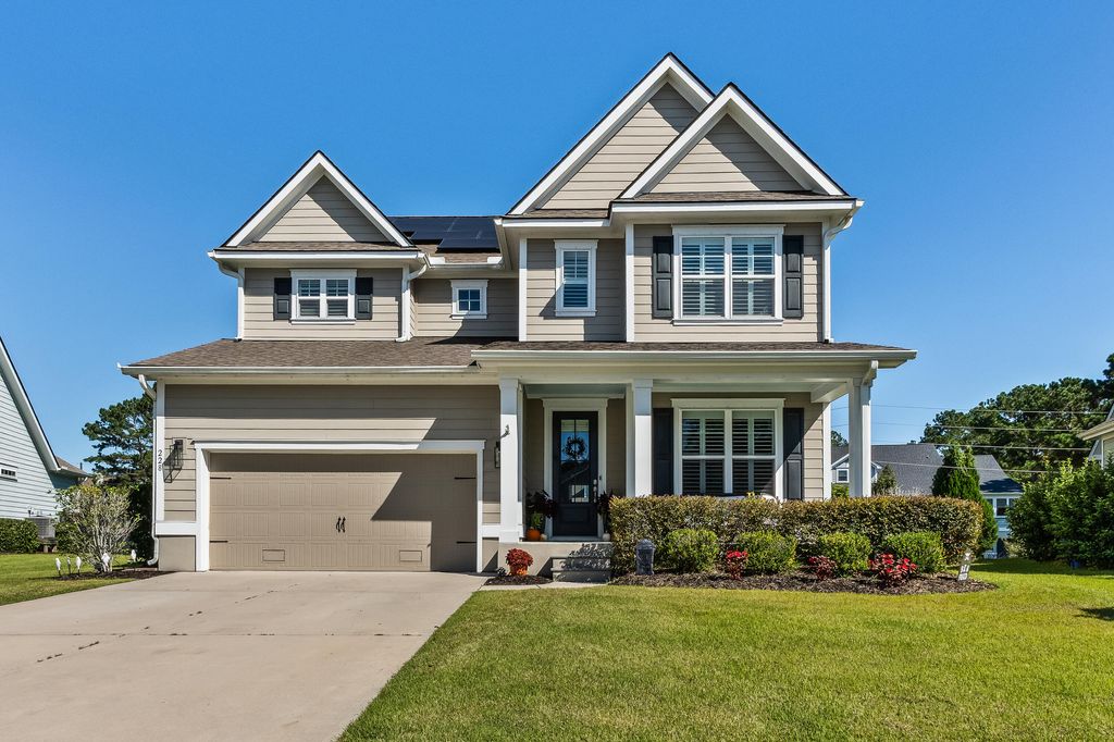 Photo of 228 Swallowtail Court, Mount Pleasant, SC 29464 (MLS # 25029015)