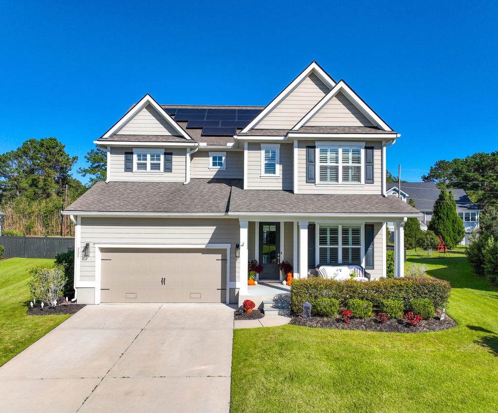 Photo of 228 Swallowtail Court, Mount Pleasant, SC 29464 (MLS # 25029015)