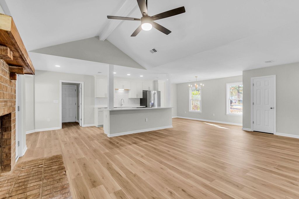 Photo of 225 Longleaf Road, Summerville, SC 29486 (MLS # 26001898)