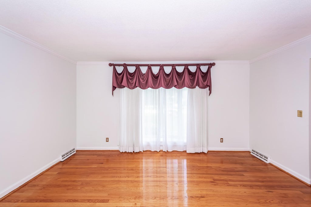 Photo of 64 Shrewsbury Road, Charleston, SC 29407 (MLS # 26024262)