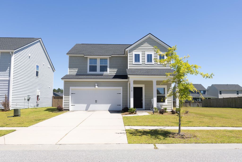 Photo of 110 Greenbelt Court, Summerville, SC 29485 (MLS # 25023743)