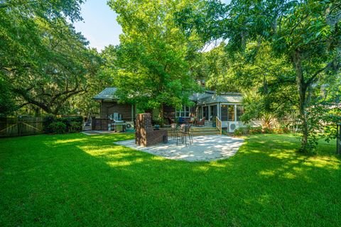 A home in Mount Pleasant