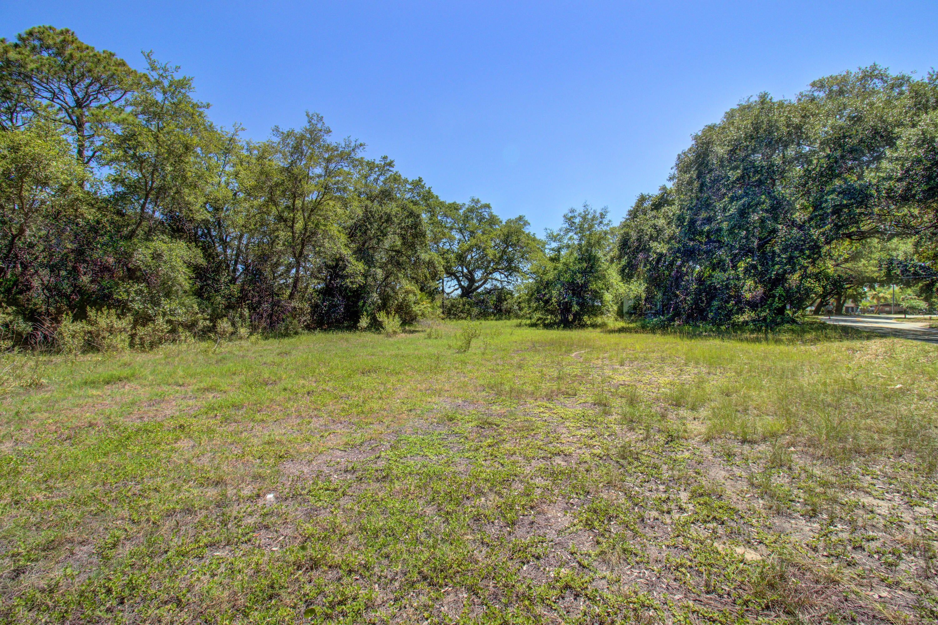 2107 Sol Legare Road