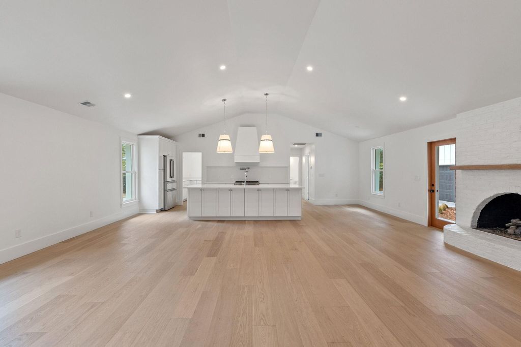 Photo of 914 Cliffwood Drive, Mount Pleasant, SC 29464 (MLS # 26006150)