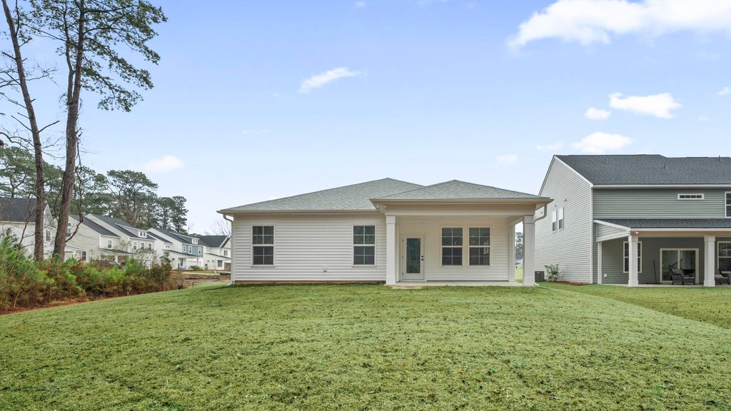 Photo of 434 Cadbury Loop, Summerville, SC 29486 (MLS # 26028285)