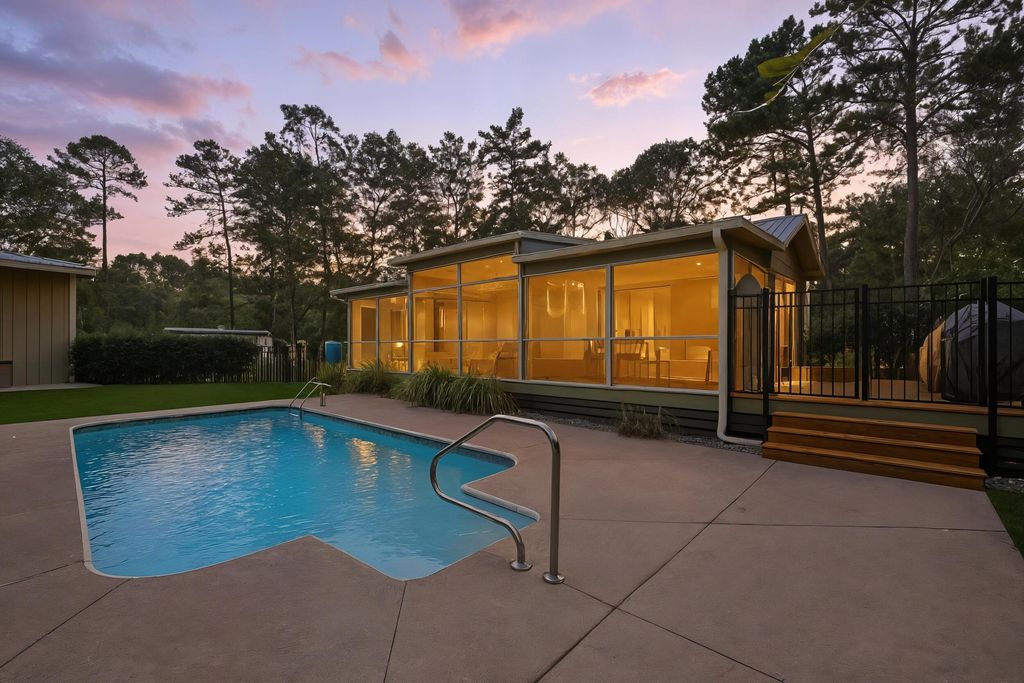 Photo of 8013 Little Britton Road, Hollywood, SC 29449 (MLS # 25019523)