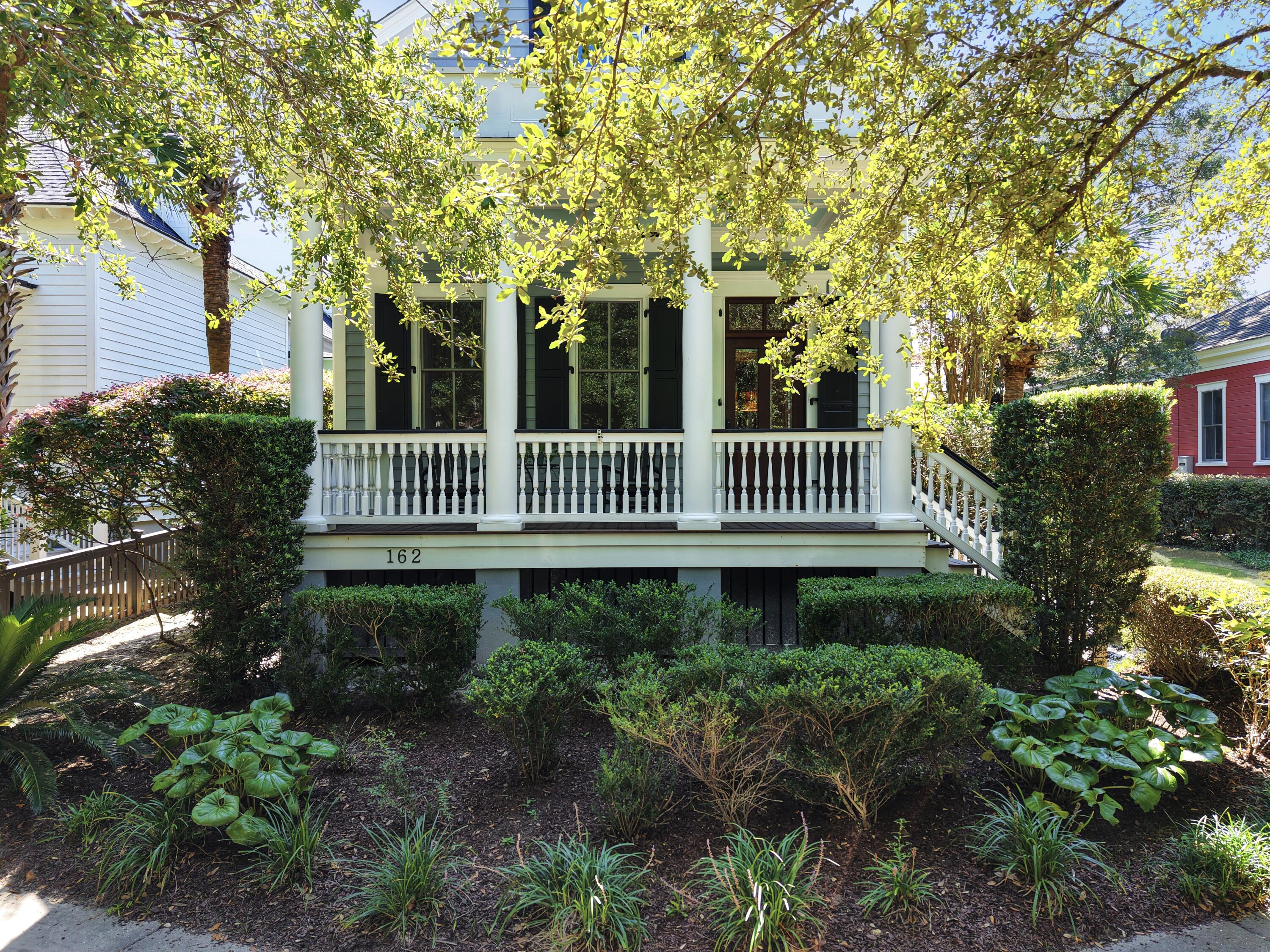 162 N Shelmore Boulevard