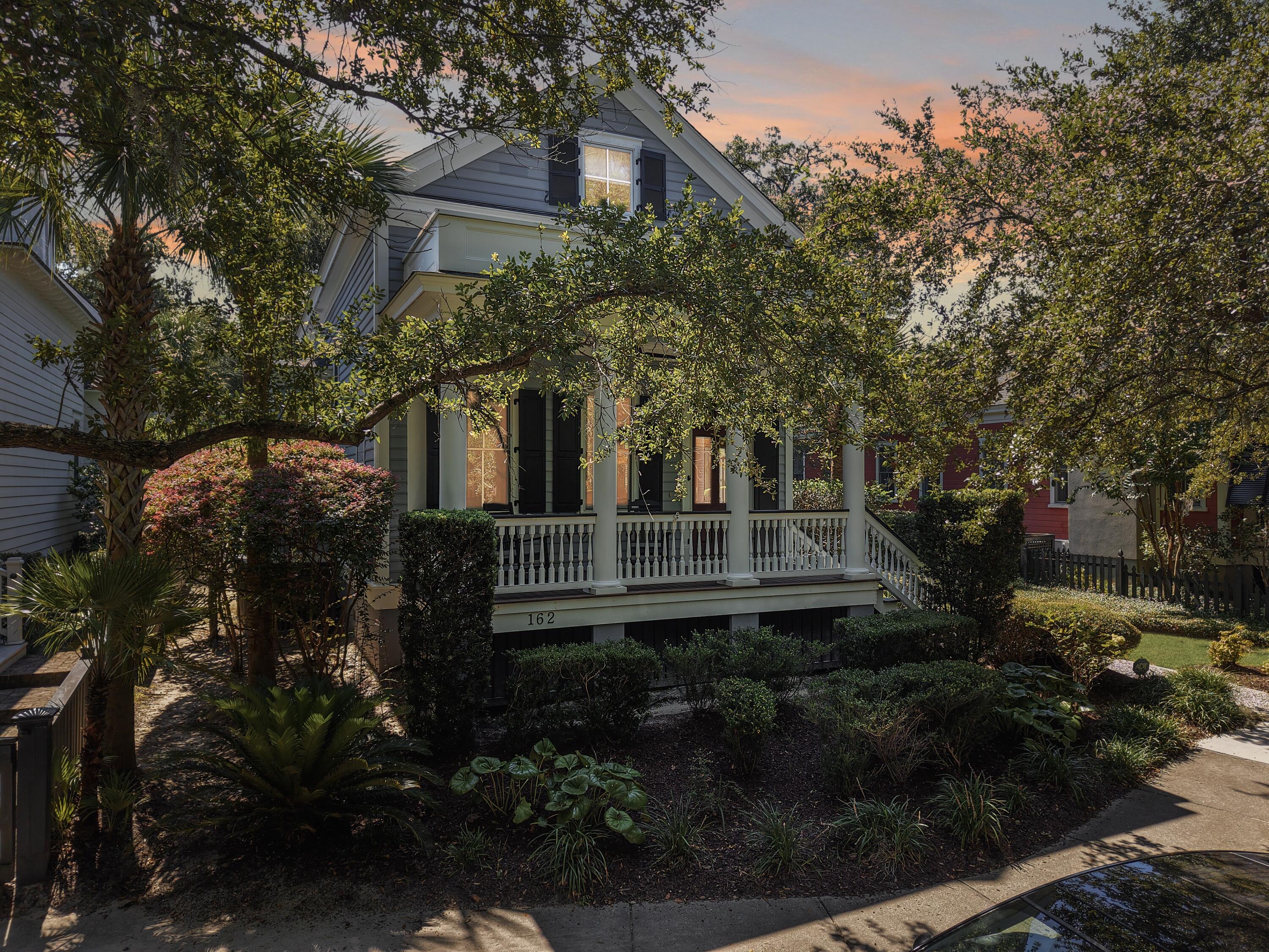 162 N Shelmore Boulevard