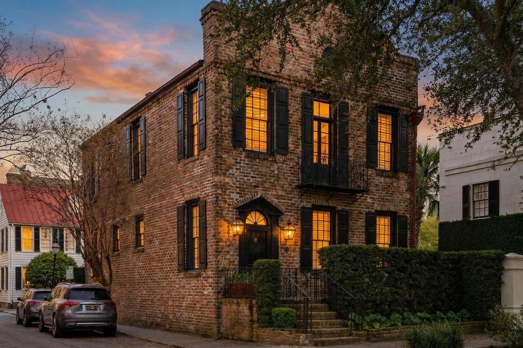 Photo of 80 Church Street, Charleston, SC 29401 (MLS # 26008958)