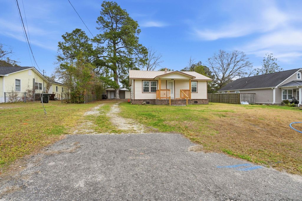 Photo of 104 O'Carroll Street, Moncks Corner, SC 29461 (MLS # 26005650)