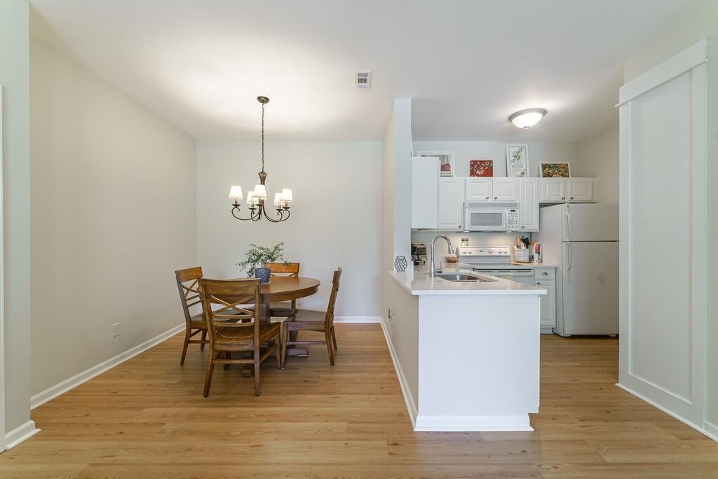1600 Long Grove Drive 1126