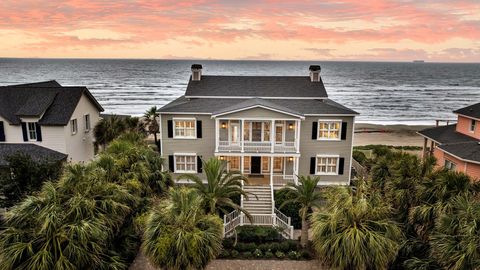 Photo of 210 Ocean Boulevard, Isle of Palms, SC 29451 (MLS # 25015894)